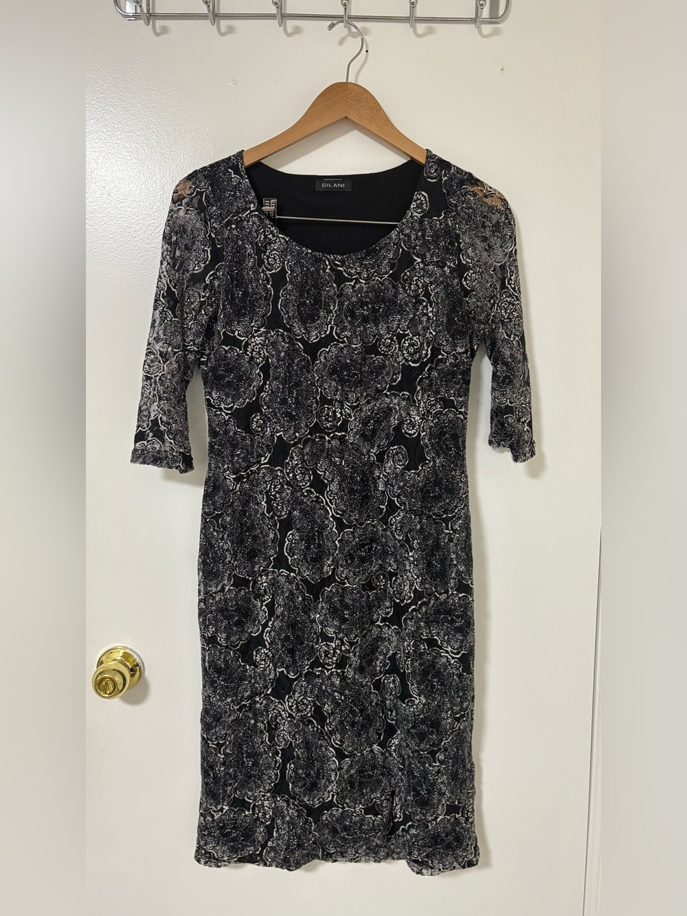 Black Floral Print Scoop Neck Dress